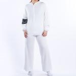 Stylish knitted suit set with black stripes
